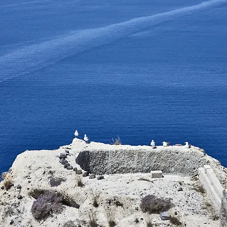 فندق كالديرا فيو باي كاديرا كولكشن ثيرا